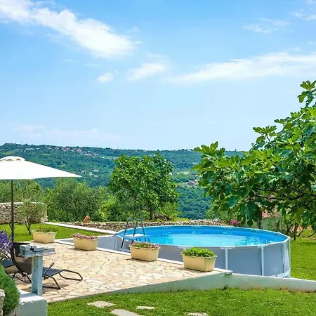 Casa Mai Сasa de vacaciones *